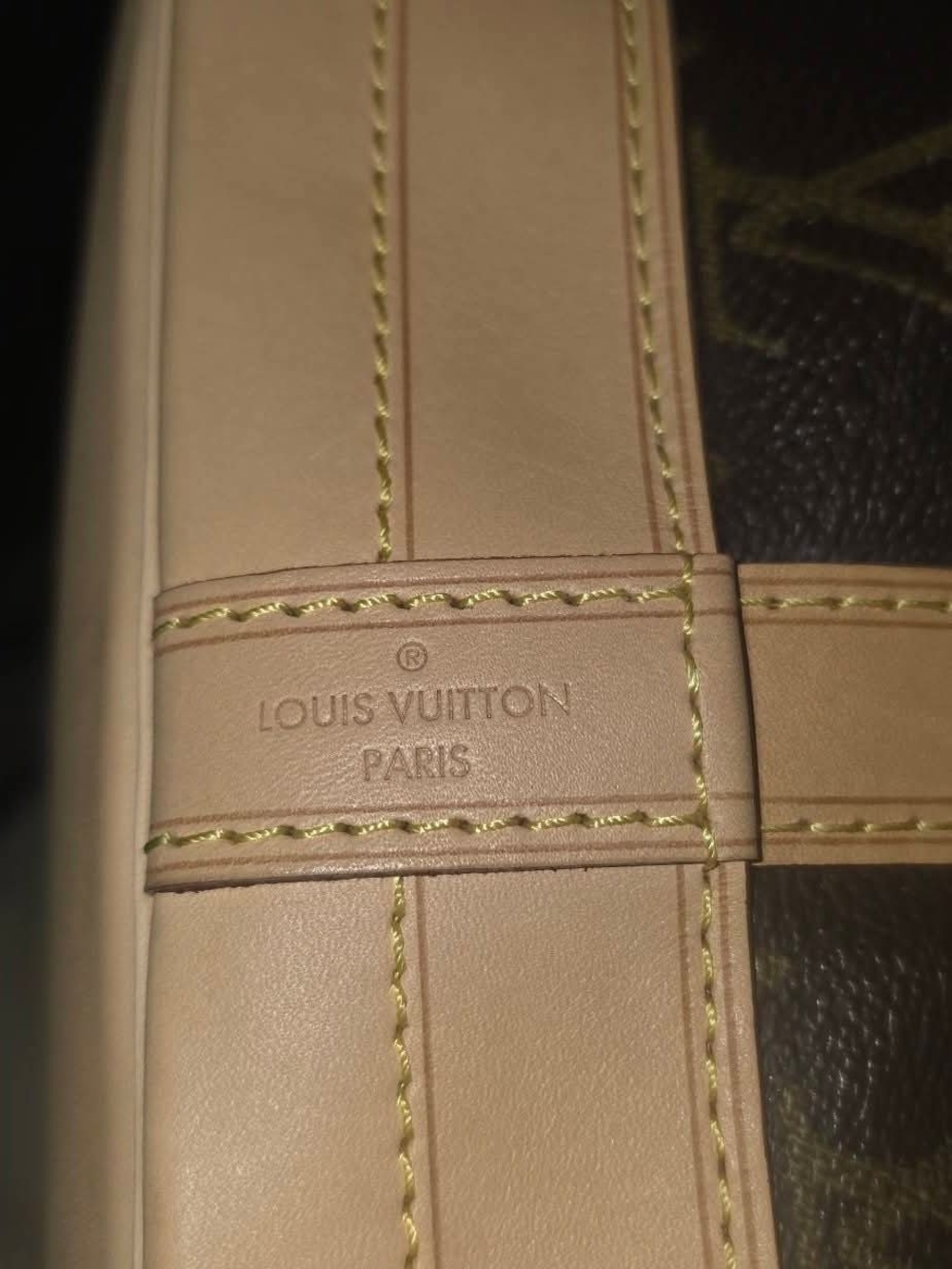 Louis Vuitton Monogram Drawstring Bucket Bag GM - Brown with Natural Trim - Picture 2 of 16